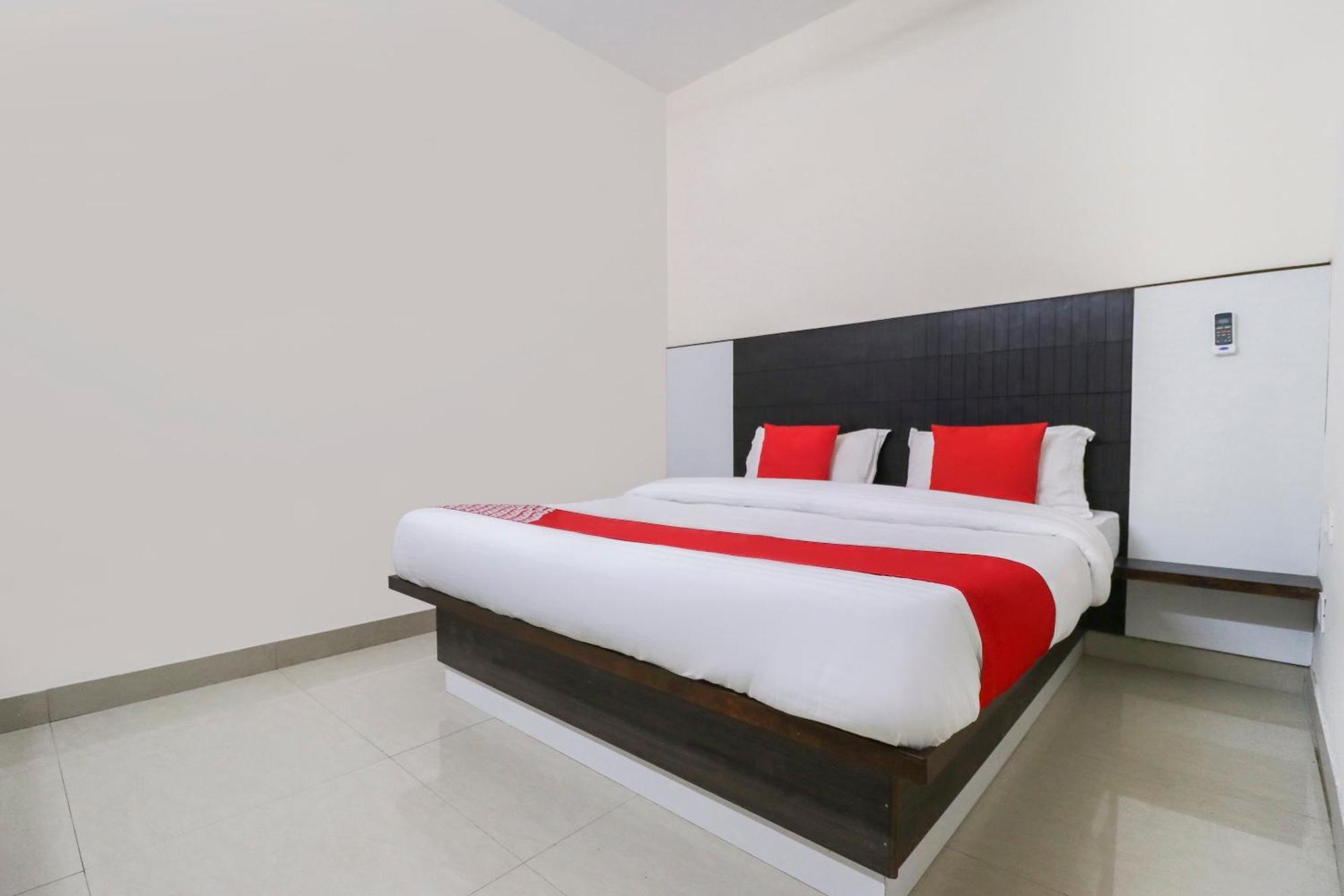 Hotel O Red Ark Landran Dış mekan fotoğraf