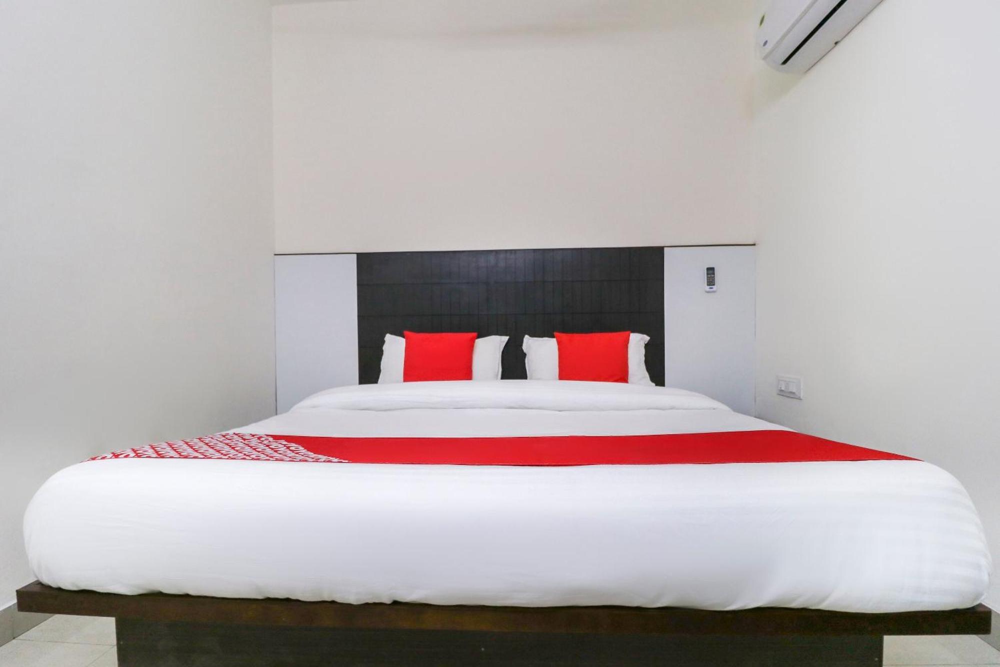 Hotel O Red Ark Landran Dış mekan fotoğraf