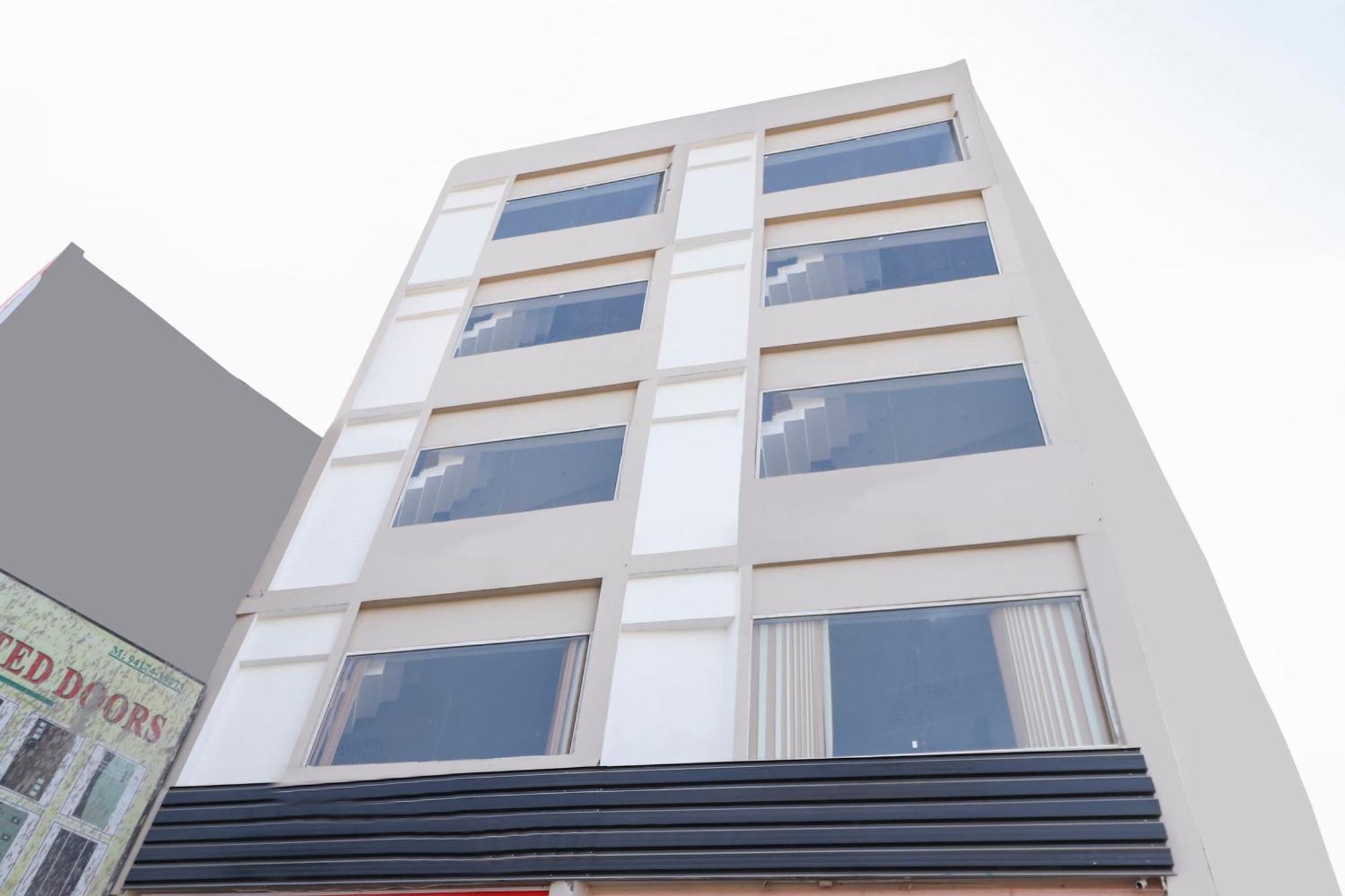 Hotel O Red Ark Landran Dış mekan fotoğraf
