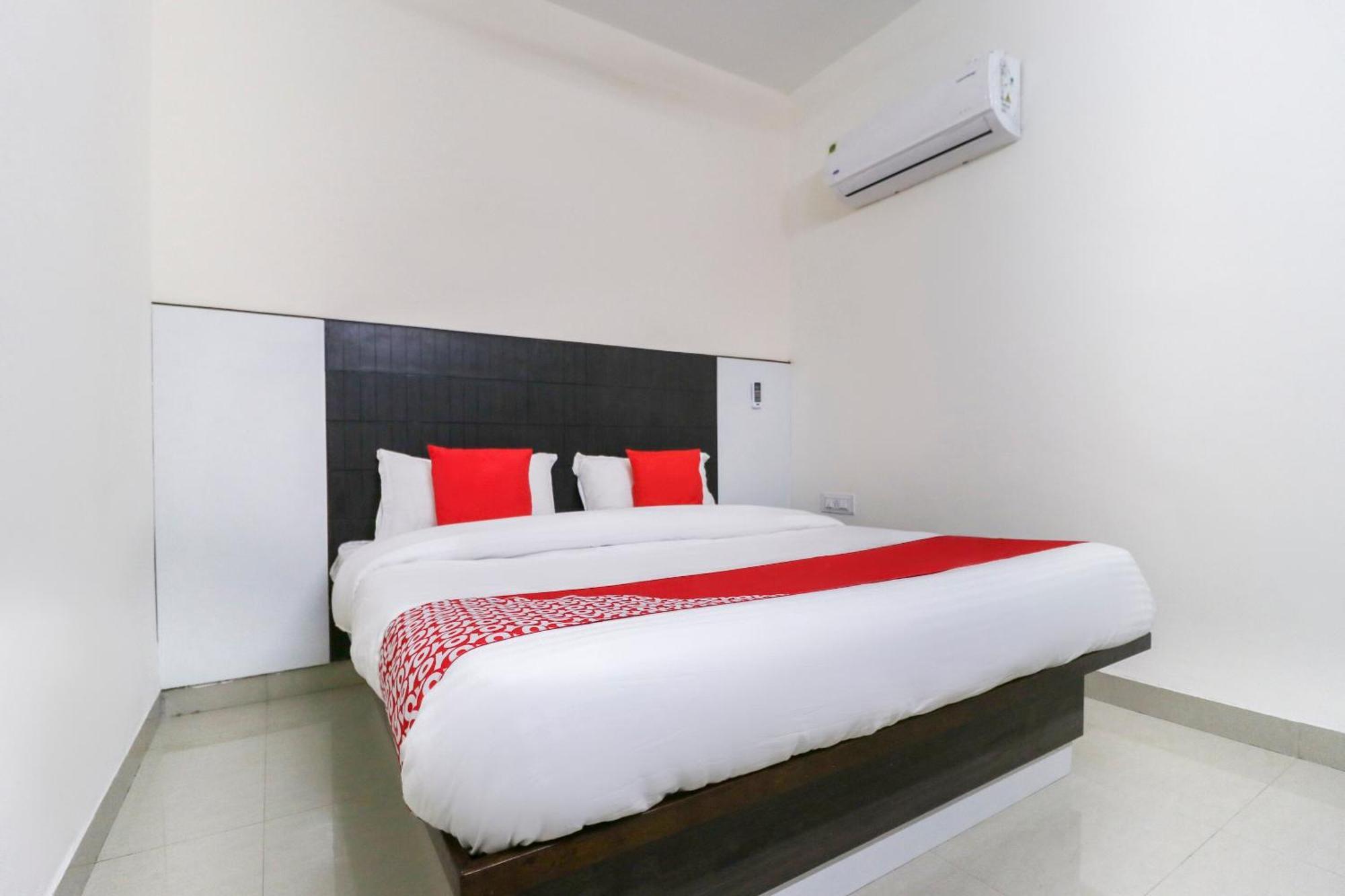 Hotel O Red Ark Landran Dış mekan fotoğraf